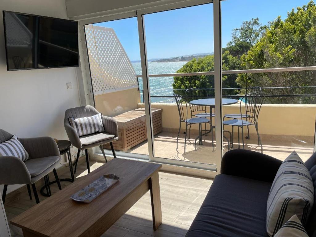 Seaside View Apartment - 3