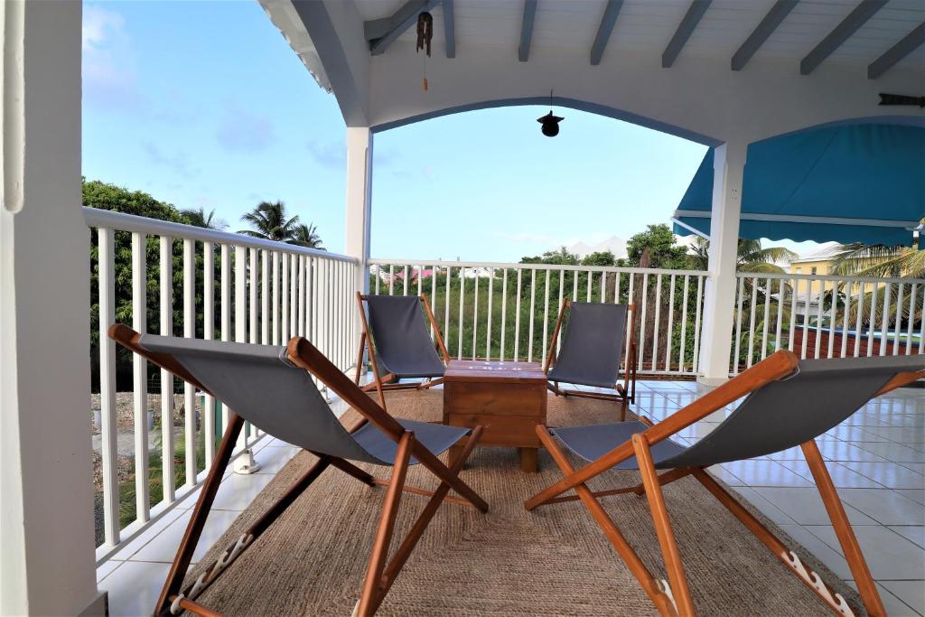 Ti-Coco Lodge - Calme Spacieux Vue Nature Proche Commerces Plages, Sainte-Anne