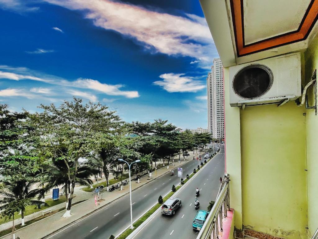 Quang Vinh 2 Hotel