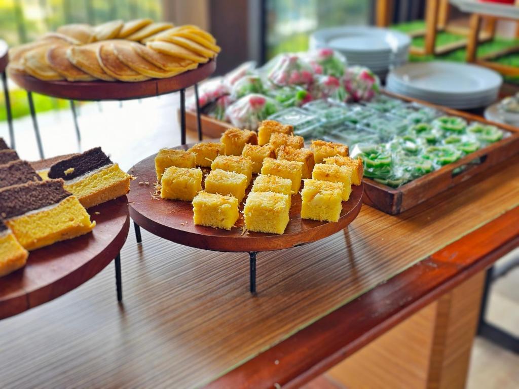 Makanan dan Minuman