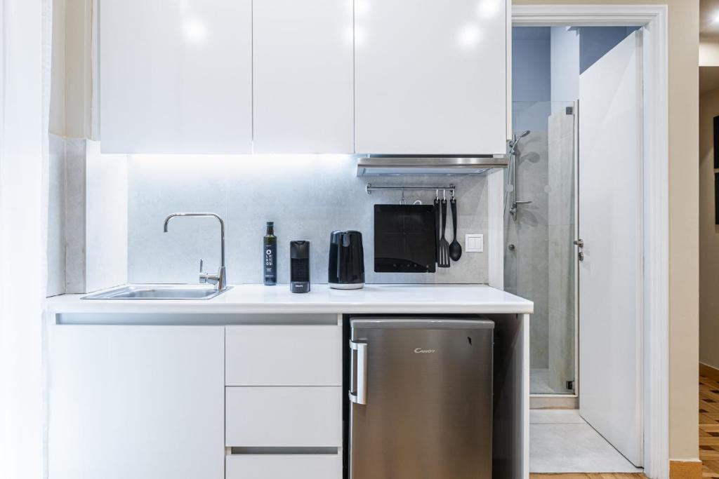 Kolonaki Suites by Olala Homes