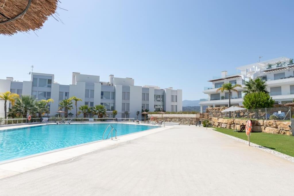 Stunning 2 bedroom Ground floor Le Mirage RDR339 - 1