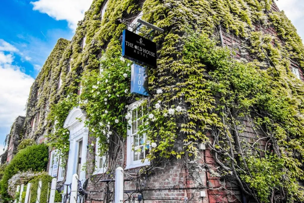 Quob Park Old House Hotel & Spa、フェアラムのホテル