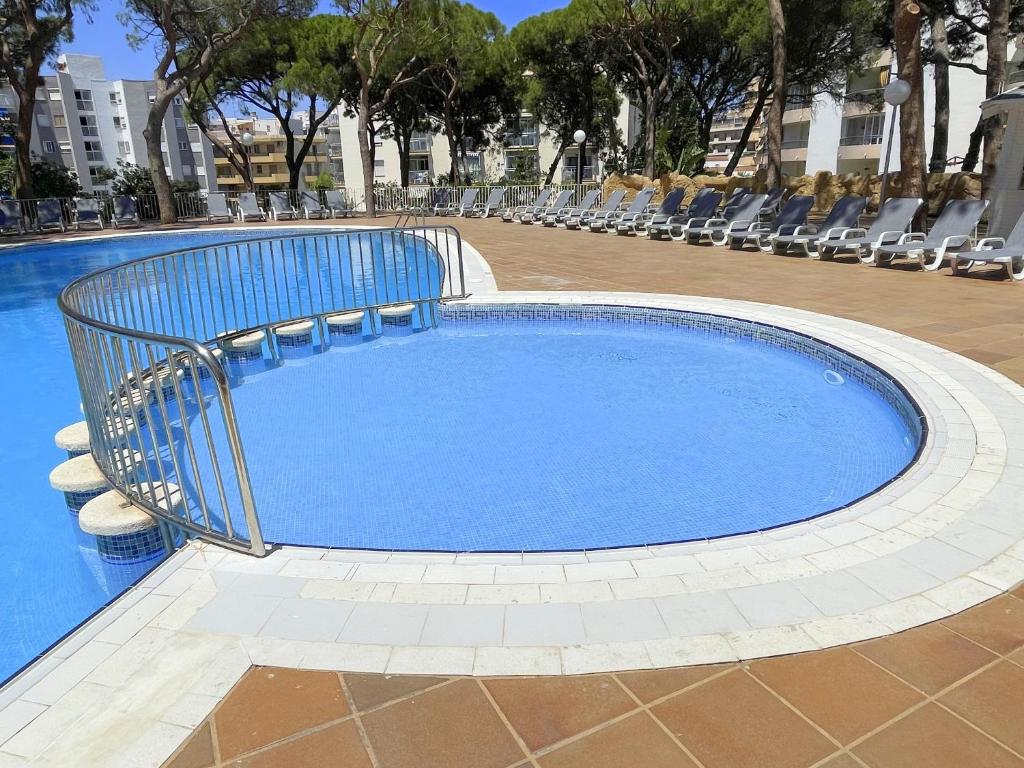 Rentalmar Blue Beach & Pool — Swimming pool in Salou, Catalonia