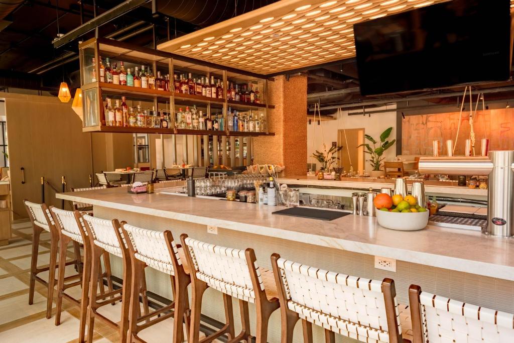 Bar/lounge