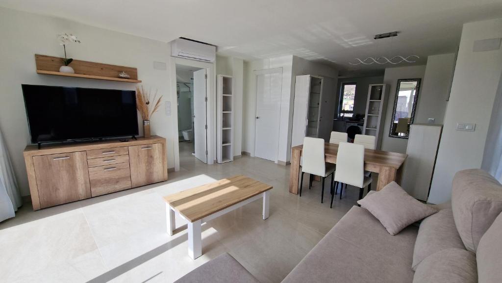 APARTAMENTOS OASIS DE LA CALA - 5
