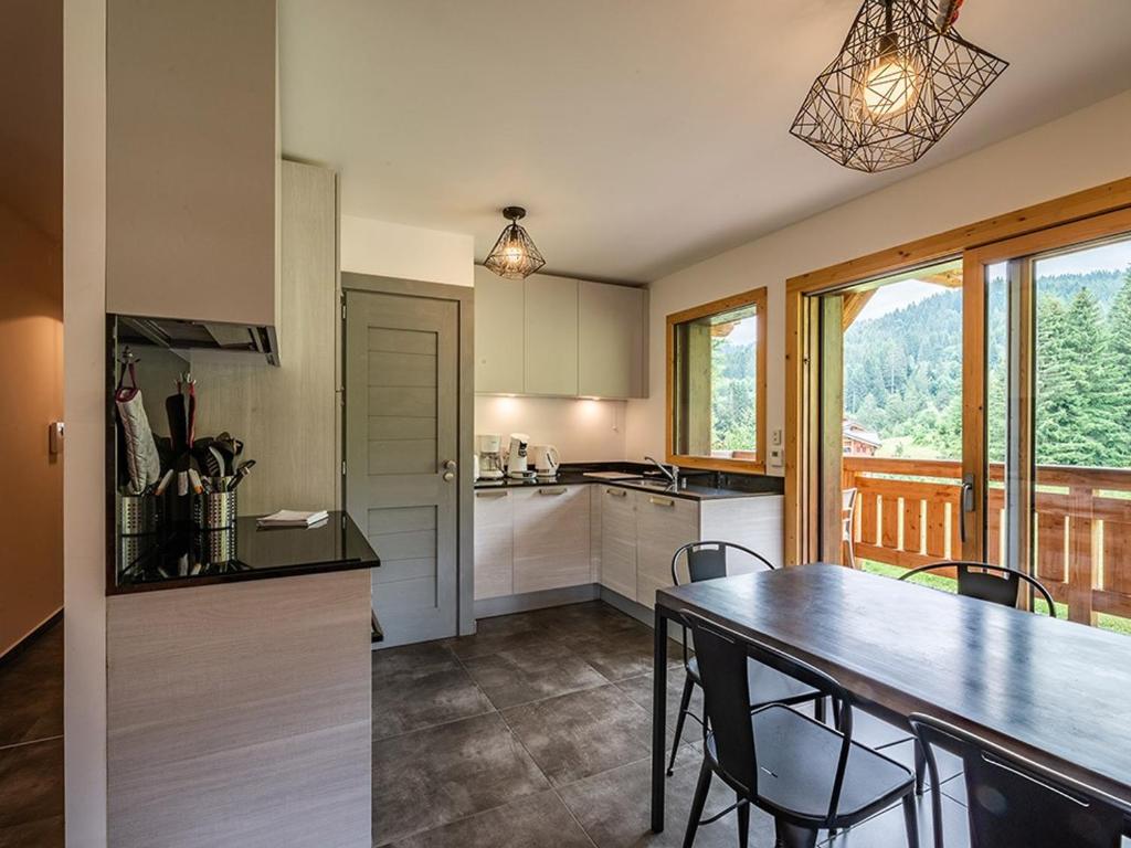 Appartement 3 Pièces + Cabine, 6 Pers, Terrasse Sud/Est, Proche Pistes, Garage, Wi-Fi - FR-1-671-106 - 4