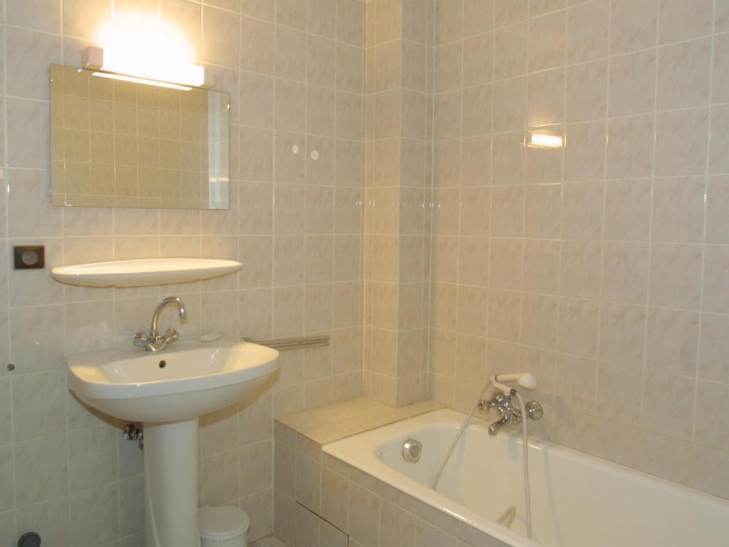 Appartement spacieux 8 pers, 2 SDB, animaux admis, parking - FR-1-671-86 - 5