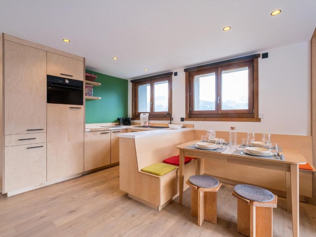 Appartement lumineux au centre, proche pistes, pour 4 pers., wifi - FR-1-562-77 - 2