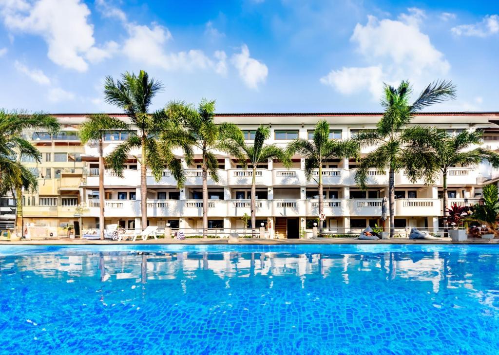 Bay Beach Resort photo