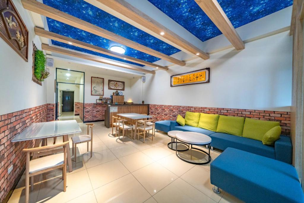迎家樂 — Hotel in Tainan