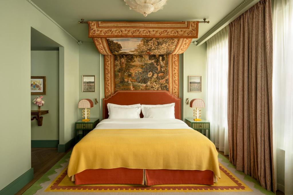 Hotel Room 1