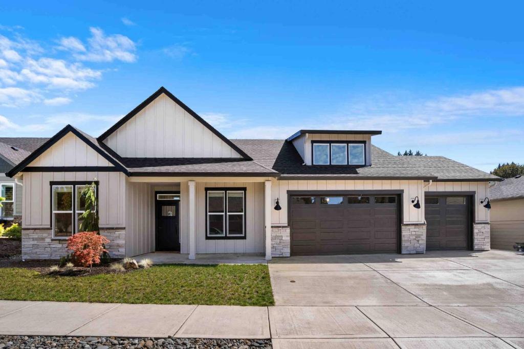 Prestine and comfortable home, Battle Ground