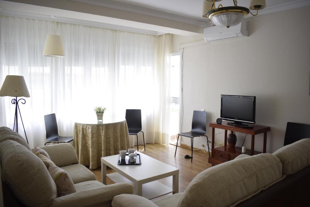 APARTAMENTO SOL Y PLAYA (PASEO MARITIMO) - 3