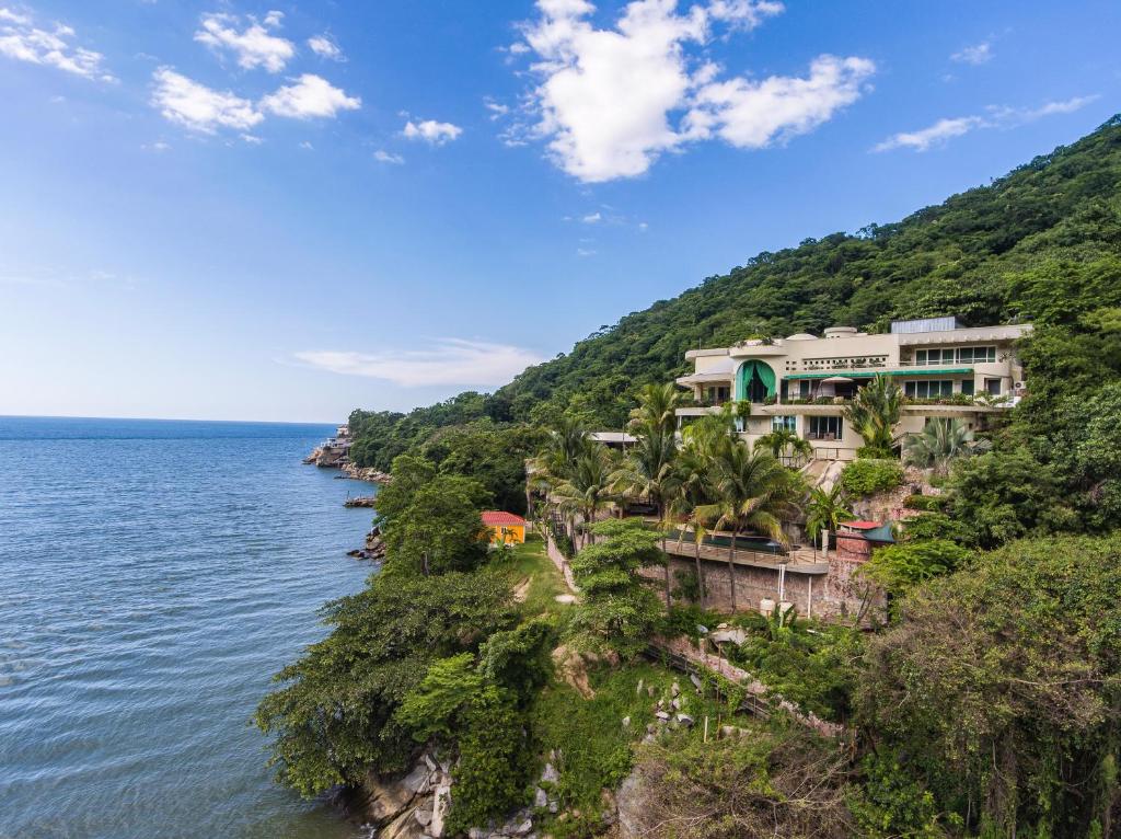Boca de Tomatlán Ocean Frontage Boutique Hotel - 4