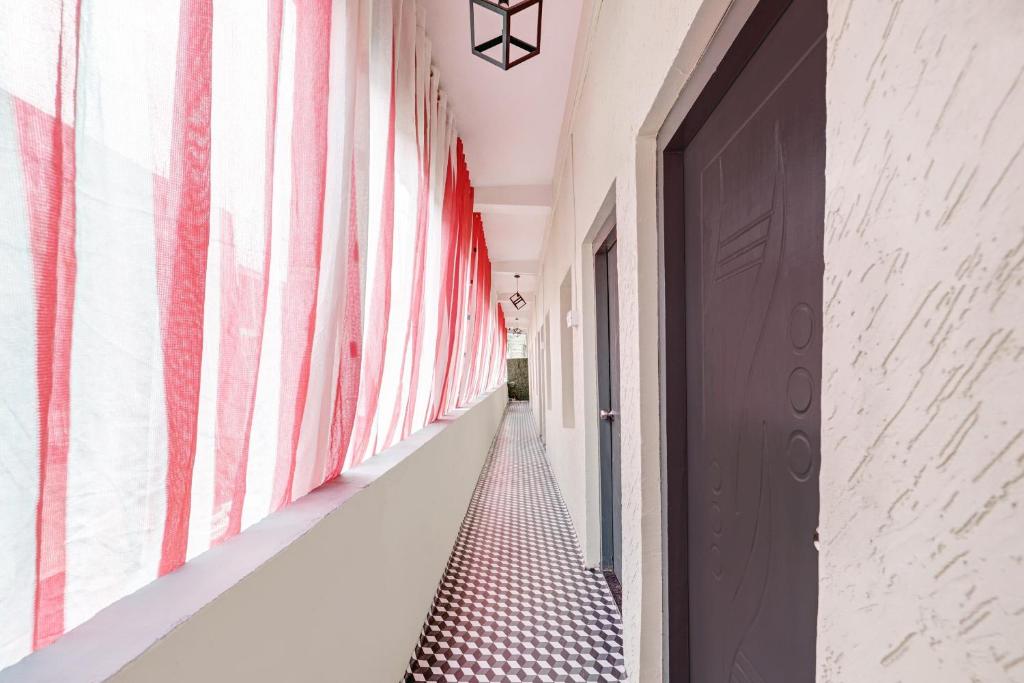 Flagship 82784 Hotel Trigon photo