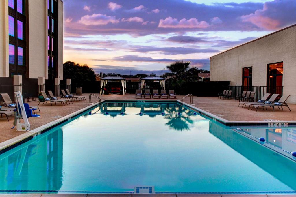 Doubletree by Hilton Arlington DFW South