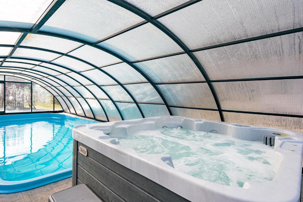 Osada Jantar 3, Jantar