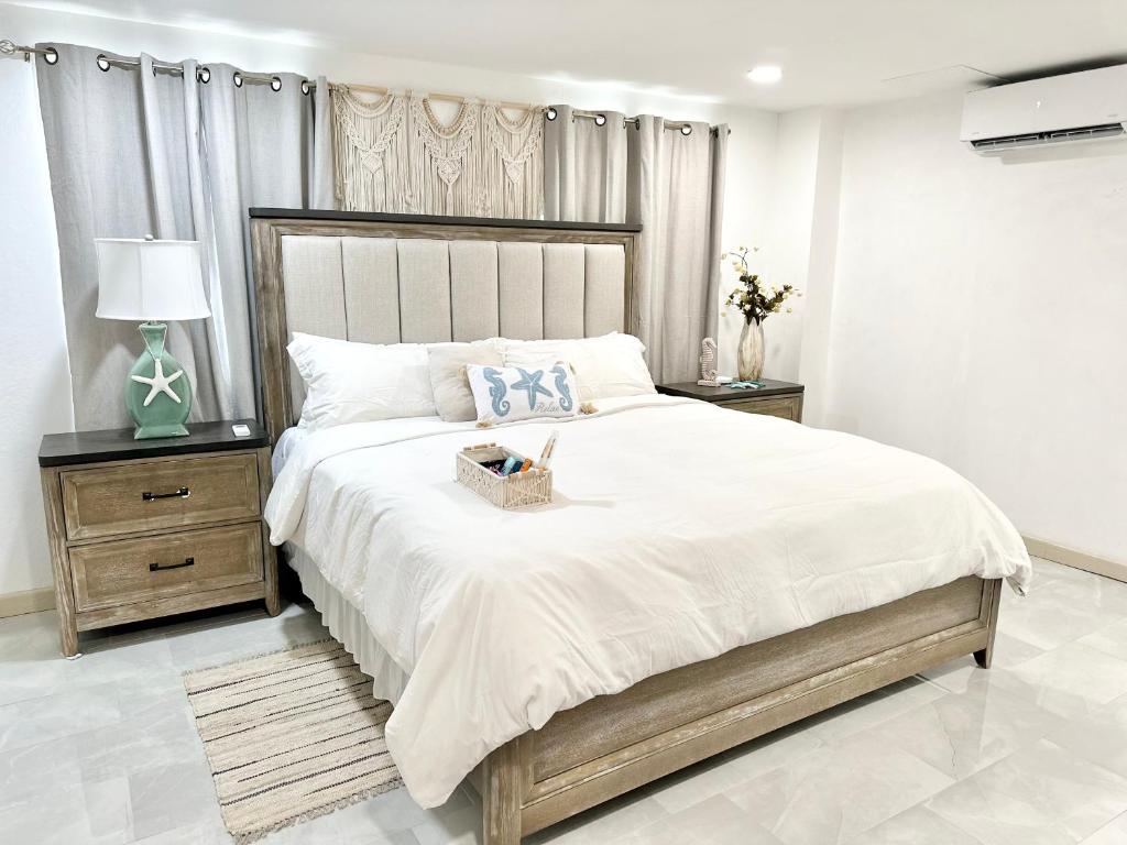 New! Bluestone Getaway in Christiansted USVI !, Christiansted