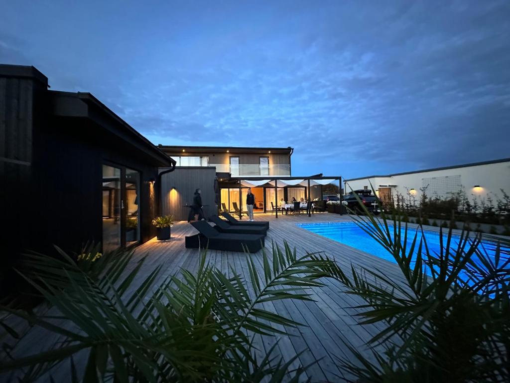 Hus nära havet i Olofsbo, Falkenberg