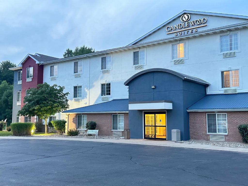 Candlewood Suites Saint Joseph - Benton Harbor photo