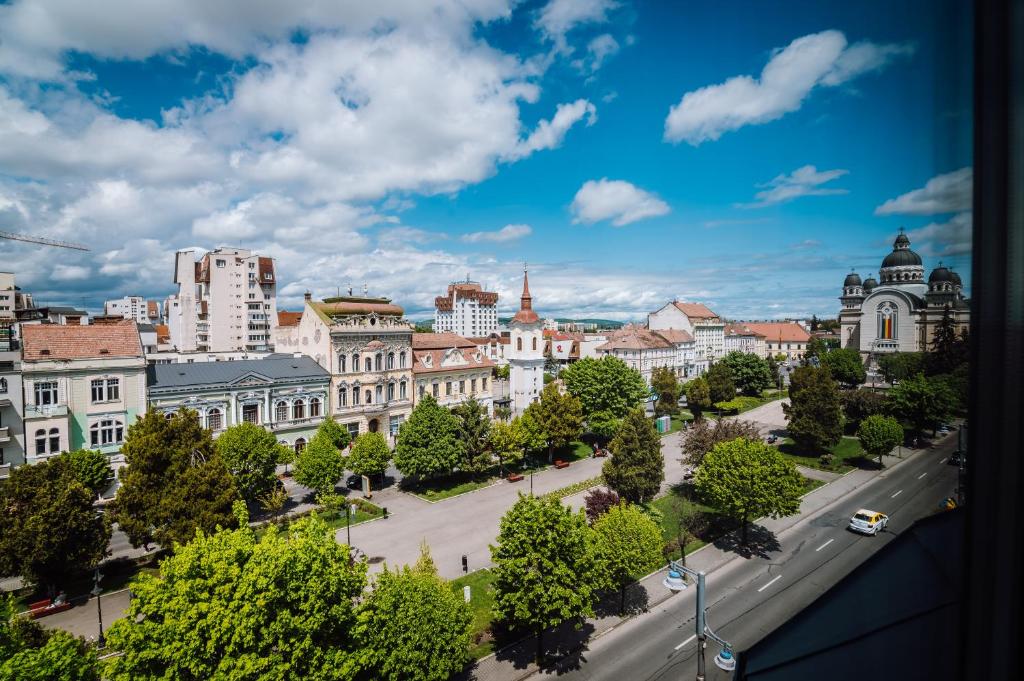 Plaza V Hotel — Hotel in Targu Mures