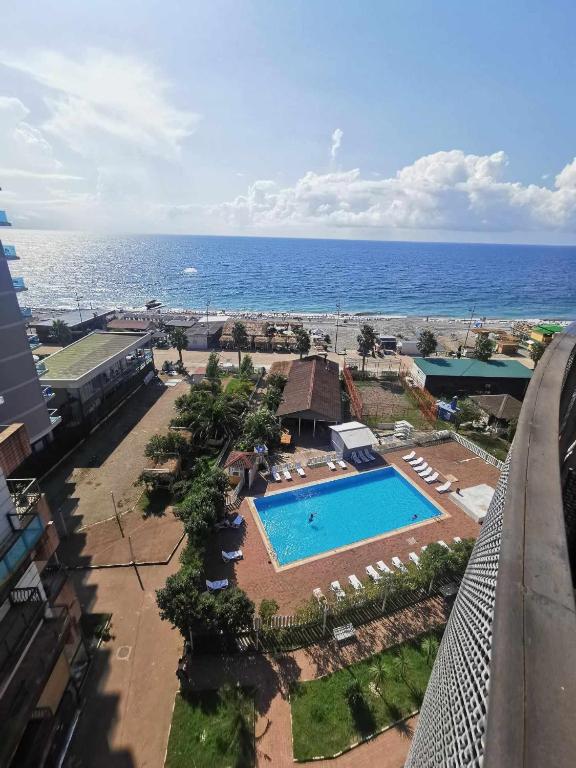 Super Lux Apartment Mgzavrebi