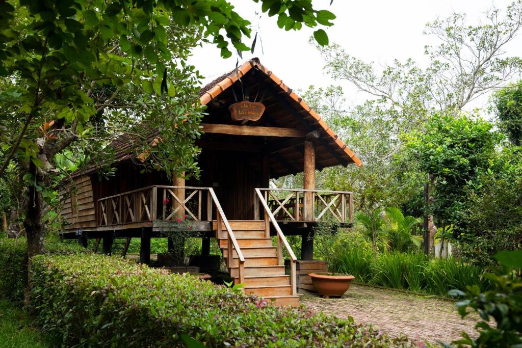 Troh Bu's Bungalows