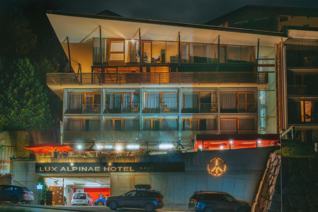 Hotel Lux Alpinae photo