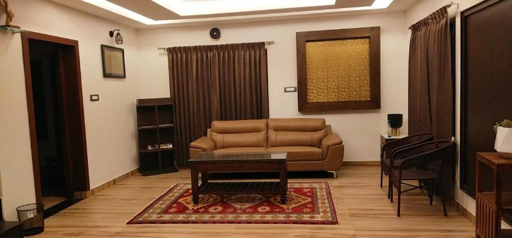Yashini Home Stays photo