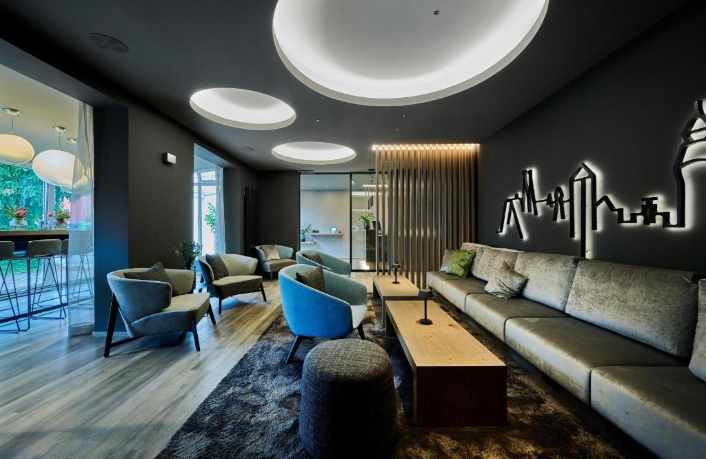Hotel Westend - 3