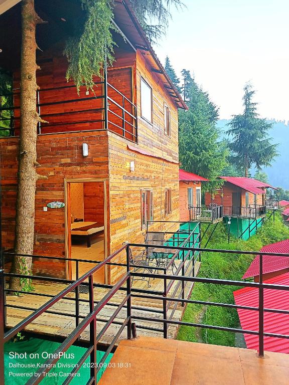 Aamod Resort - Dalhousie photo