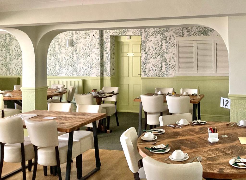 Ashton Court Hotel - photo 4