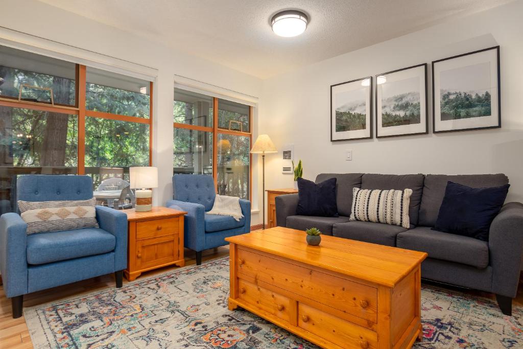 Steps From The Village with Pool and Hot Tub by Harmony Whistler, Whistler