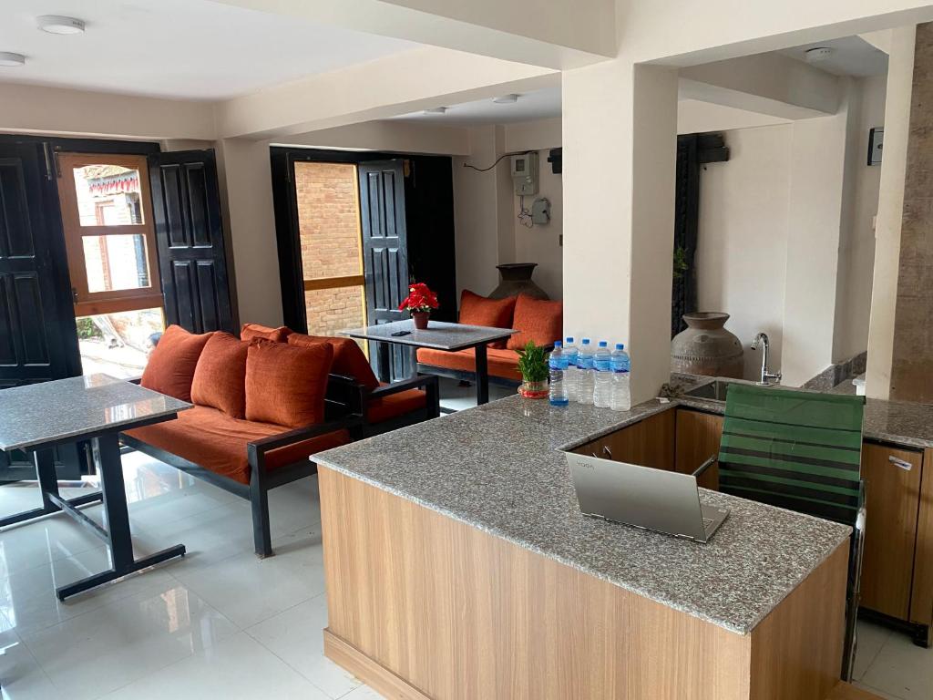 Hotel Durbar Side 친절한 직원