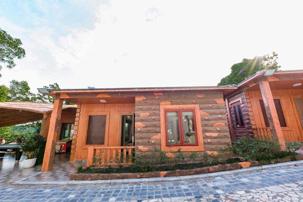 Hòn Dấu Resort