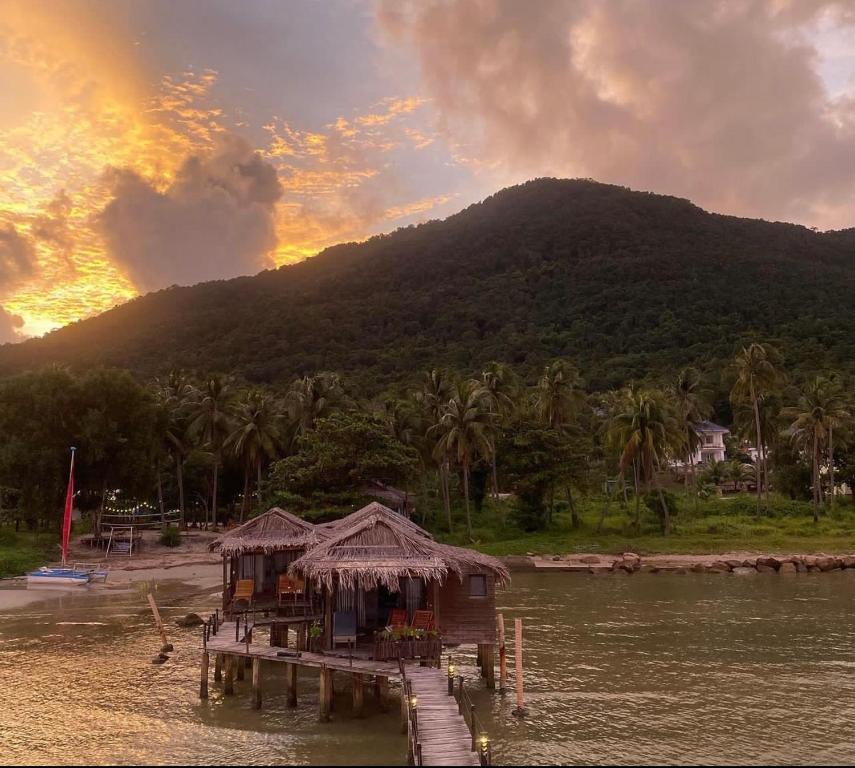 Surrounding environment