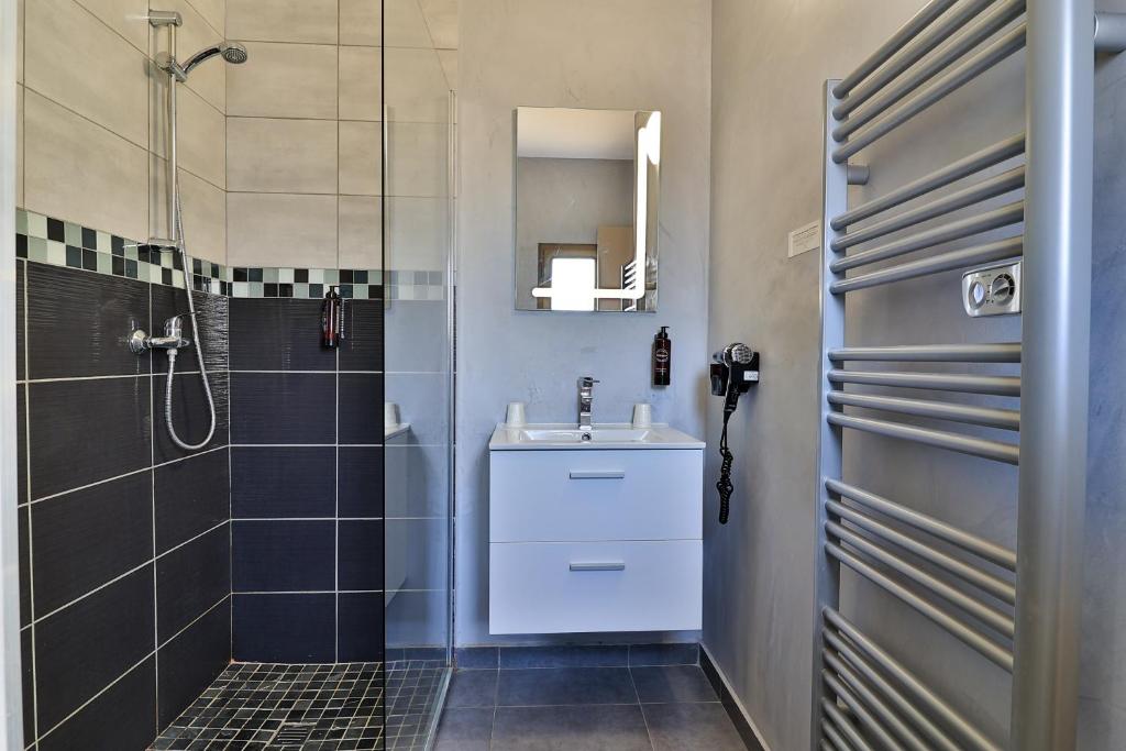 Logis Hotel Perla Riviera & Restaurant - 3