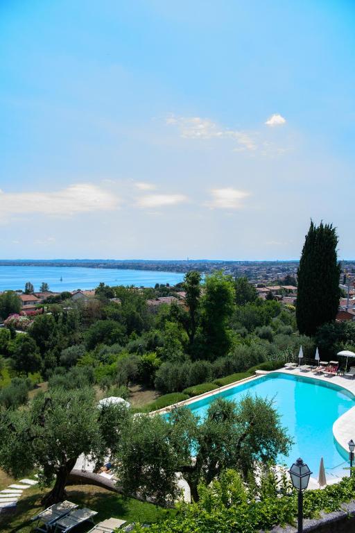 Castello Belvedere Apartments photo