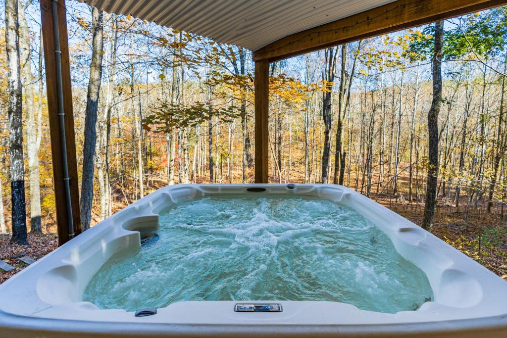 Private Creek, Huge Deck at Chalet Cabin photo