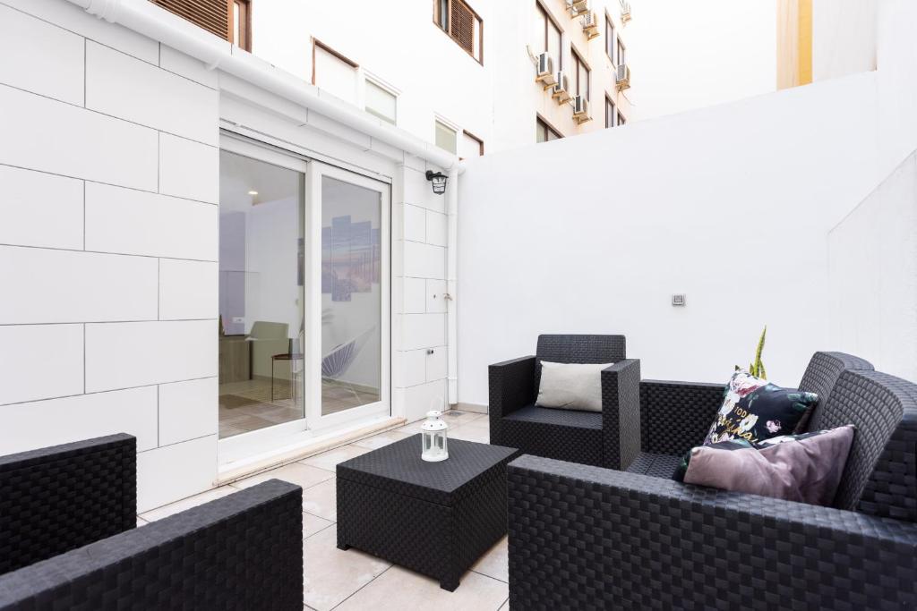 Trinidad Avenue Premium Apartment - 3