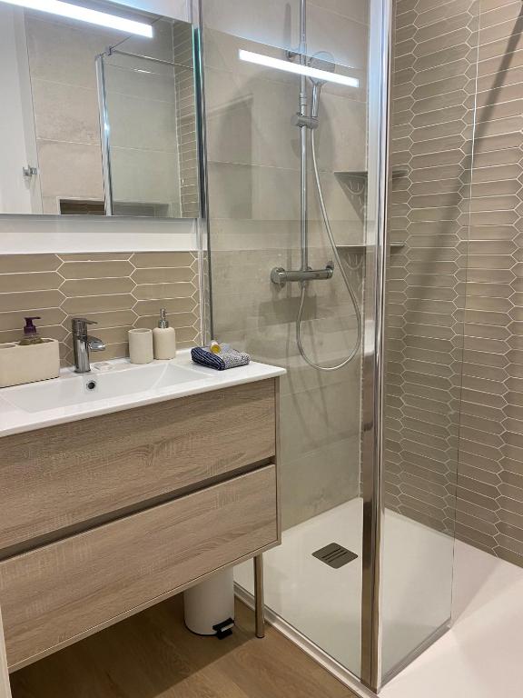 Luxe & Confort, Spacieux, Neuf, Clim et Central - 4