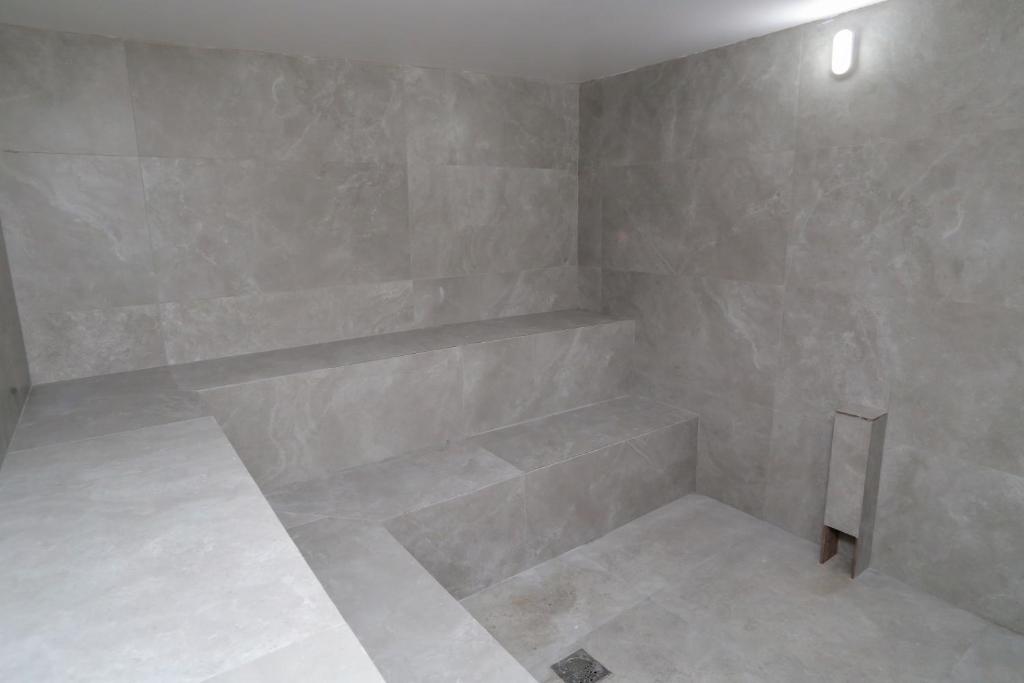 Majestic Palace Hotel