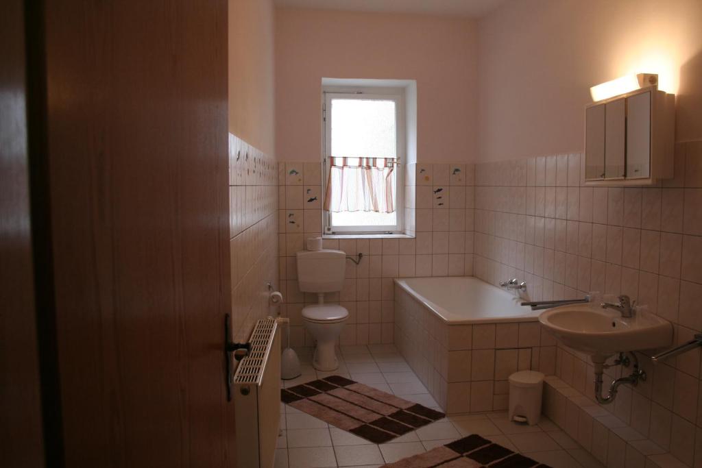 Landgasthof Hotel Rebe Alzey photo