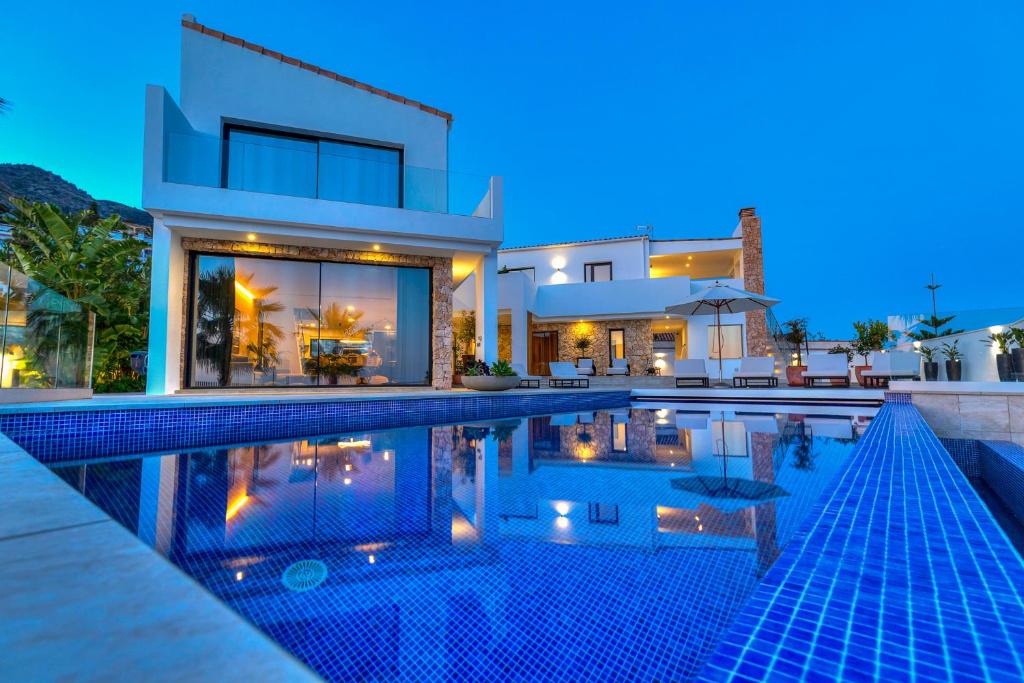 Luxury stay in Villa Capellania. - 1
