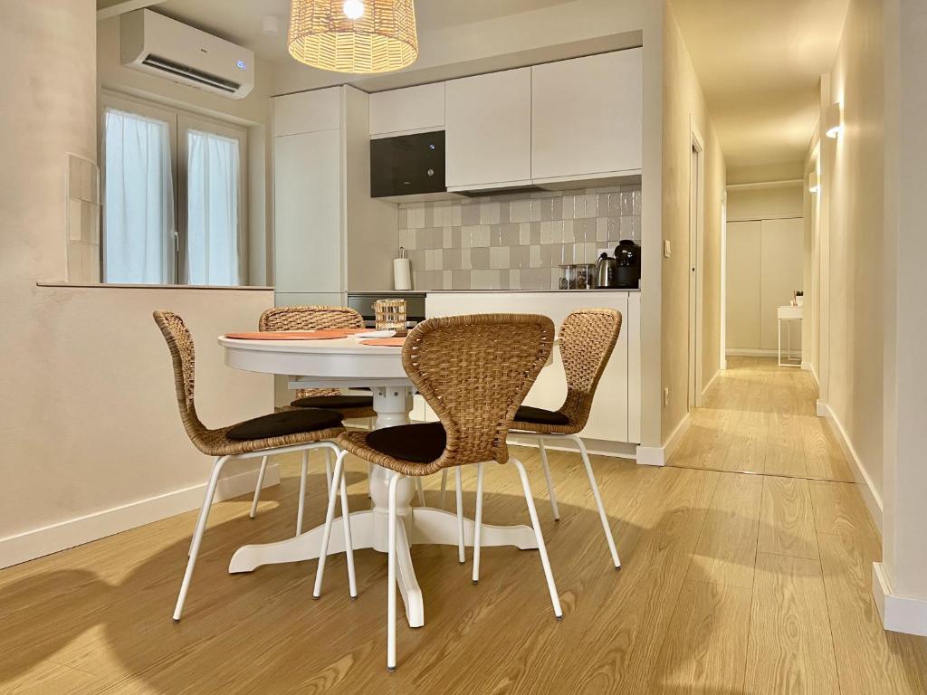 Cozy San Cristobal Apartment in Heart of Alicante - 1