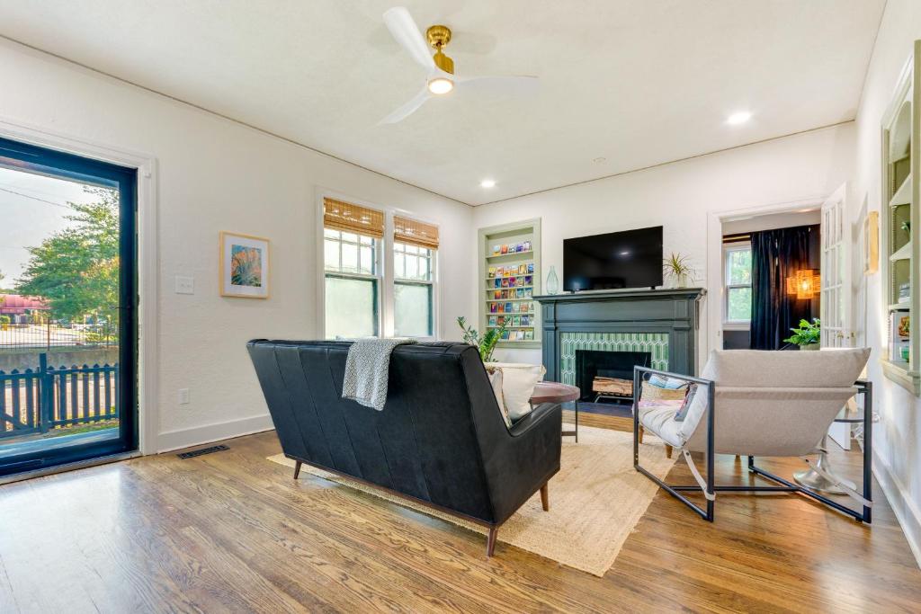 Downtown Little Rock Home with Porch - Walk to SoMa!