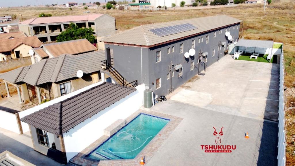 Tshukudu Guesthouse, Soweto