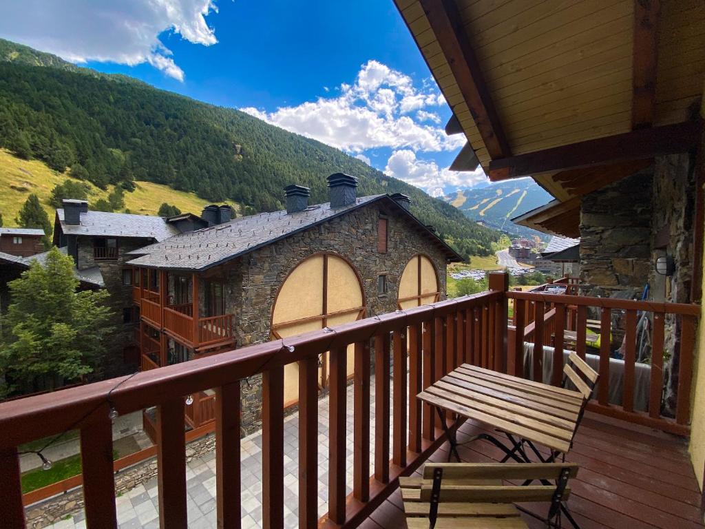 Modern Black Studio Penthouse En Valle De Incles - Parking Gratis l by BonesVacances - 5