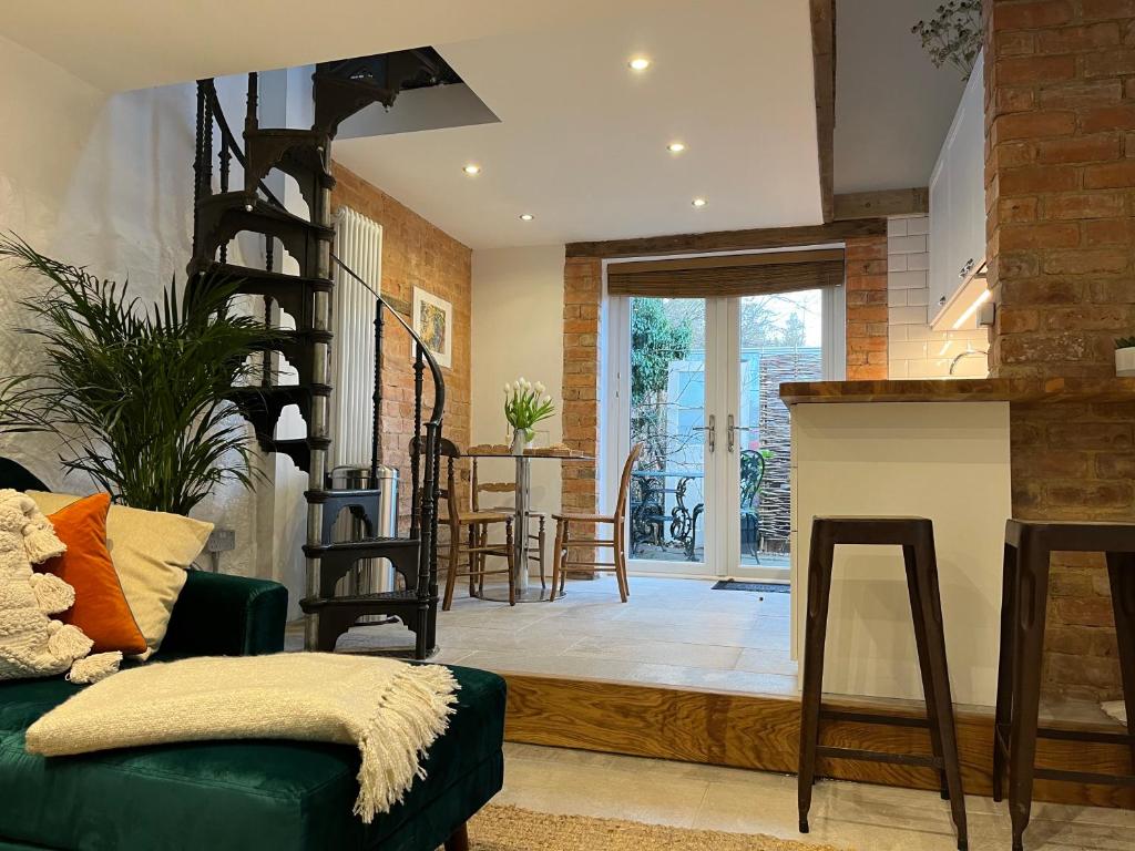 The Forge, Towcester